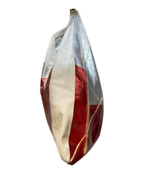 MM6 Maison Margiela（エムエムシックスメゾンマルジェラ）MM6 Maison Margiela (エムエムシックスメゾンマルジェラ) ハンドバッグ ホワイト×シルバー×レッドの古着・服飾アイテム