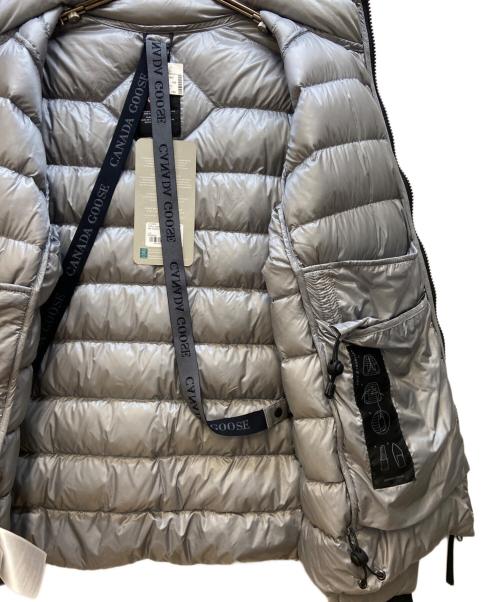 CANADA GOOSE（カナダグース）CANADA GOOSE (カナダグース) ライトダウンジャケット シルバー サイズ:Lの古着・服飾アイテム