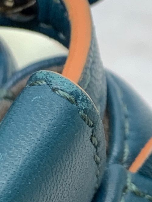 FENDI（フェンディ）FENDI (フェンディ) フリルミニバッグ ネイビーの古着・服飾アイテム