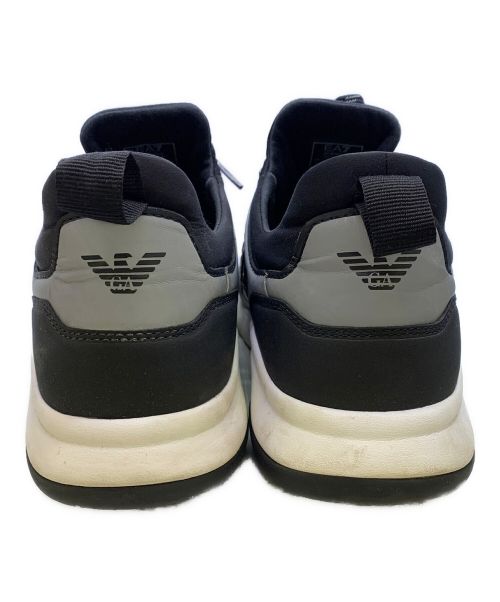 EA7（イーエーセブン）EA7 (イーエーセブン) スニーカー ブラック サイズ:27.5の古着・服飾アイテム