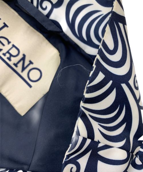 HERNO（ヘルノ）HERNO (ヘルノ) ジップアップブルゾン ホワイト×ネイビー サイズ:46の古着・服飾アイテム
