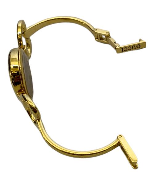 GUCCI（グッチ）GUCCI (グッチ) ブレスレットウォッチ ブラック×ゴールドの古着・服飾アイテム