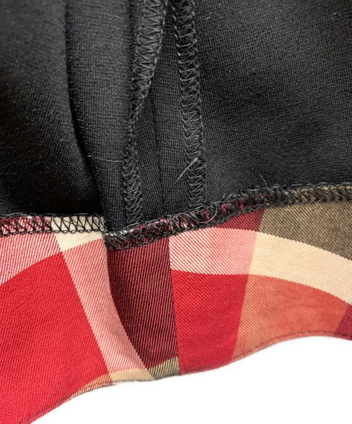 BLUE LABEL CRESTBRIDGE（ブルーレーベルクレストブリッジ）BLUE LABEL CRESTBRIDGE (ブルーレーベルクレストブリッジ) ワンピース ブラック×レッド サイズ:38の古着・服飾アイテム