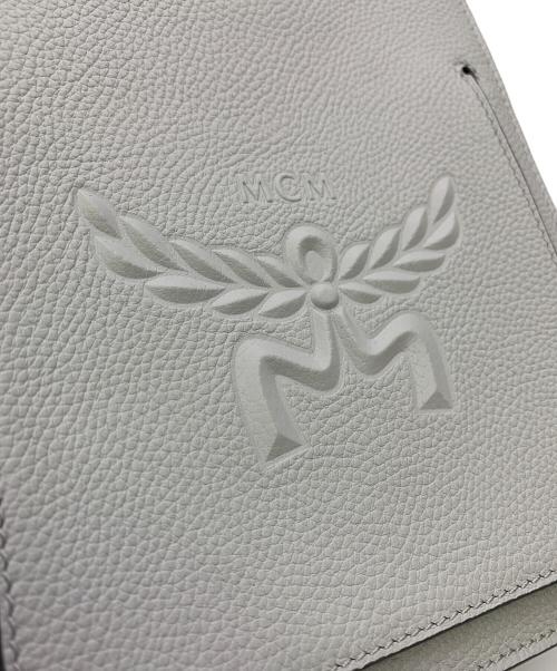 MCM（エムシーエム）MCM (エムシーエム) ショルダーレザーポーチ グレーの古着・服飾アイテム