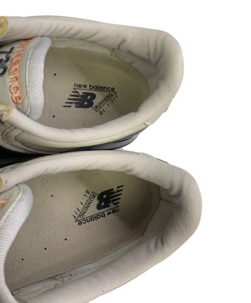 NEW BALANCE（ニューバランス）NEW BALANCE (ニューバランス) M730GWK Off White ホワイト×ブラック サイズ:UK　７の古着・服飾アイテム