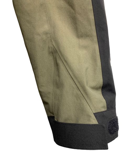 THE NORTH FACE（ザ ノース フェイス）THE NORTH FACE (ザ ノース フェイス) マウンテンジャケット ブラック×カーキ サイズ:Sの古着・服飾アイテム