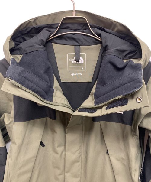 THE NORTH FACE（ザ ノース フェイス）THE NORTH FACE (ザ ノース フェイス) マウンテンジャケット ブラック×カーキ サイズ:Sの古着・服飾アイテム