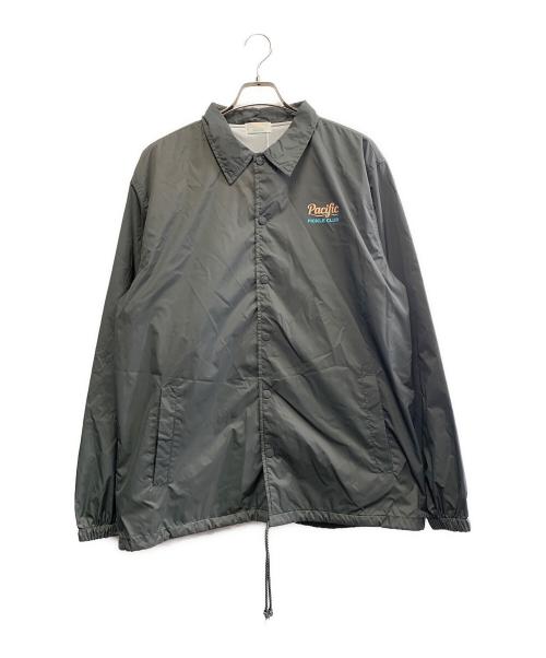 Pacific GOLF CLUB（パシフィックゴルフクラブ）Pacific GOLF CLUB (パシフィックゴルフクラブ) PACIFIC GOLF CLUB　コーチジャケット グレー サイズ:Lの古着・服飾アイテム