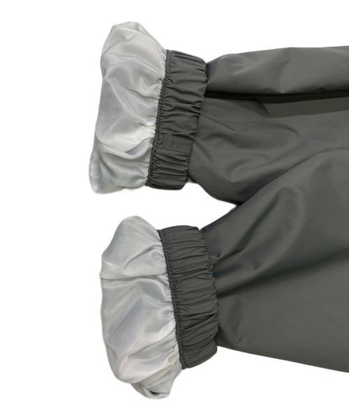 Pacific GOLF CLUB（パシフィックゴルフクラブ）Pacific GOLF CLUB (パシフィックゴルフクラブ) PACIFIC GOLF CLUB　コーチジャケット グレー サイズ:Lの古着・服飾アイテム