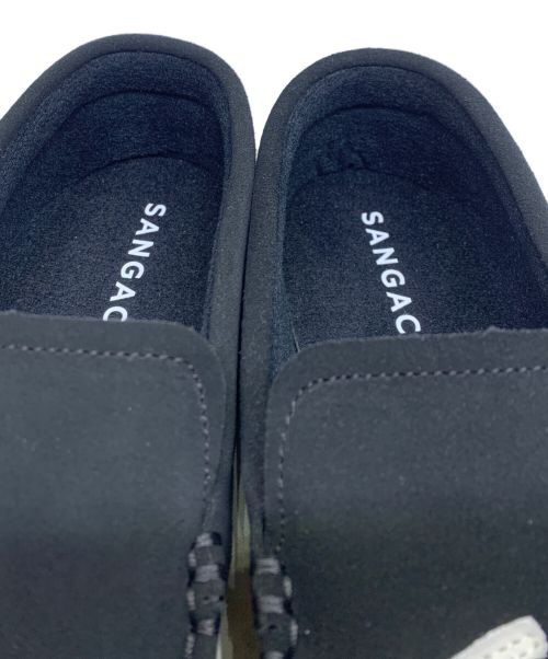 via SANGACIO（ヴィア・サンガチオ）via SANGACIO (ヴィア・サンガチオ) にゅ～ずLOAFER ブラック×ホワイト サイズ:27.5の古着・服飾アイテム