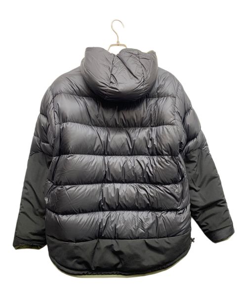 MONCLER（モンクレール）MONCLER (モンクレール) リバーシブルダウンジャケット アイボリー×オリーブ サイズ:4の古着・服飾アイテム
