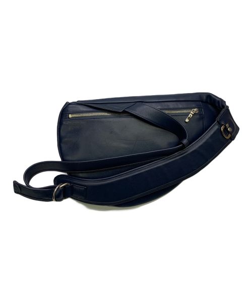 GROSS WALT（グロースヴァルト）GROSS WALT (グロースヴァルト) レザーボディーバッグ ネイビーの古着・服飾アイテム