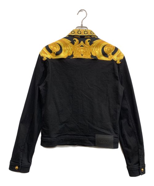 GIANNI VERSACE（ジャンニ・ヴェルサーチ）GIANNI VERSACE (ジャンニ・ヴェルサーチ) デニムジャケット ブラック サイズ:SIZE 48の古着・服飾アイテム