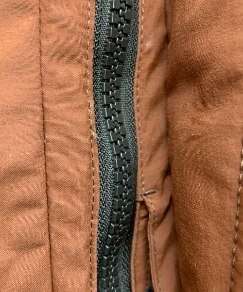 THE NORTH FACE（ザ ノース フェイス）THE NORTH FACE (ザ ノース フェイス) ヌプシダウンジャケット ブラック×ブラウン サイズ:Sの古着・服飾アイテム