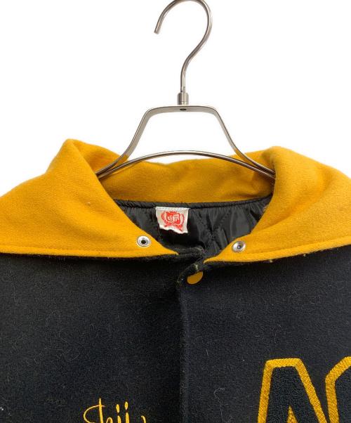 新しい学校のリーダーズ（アタラシイガッコウノリーダーズ）新しい学校のリーダーズ (アタラシイガッコウノリーダーズ) 新しい学校のリーダーズ　フード付きスタジャン ブラック サイズ:XLの古着・服飾アイテム