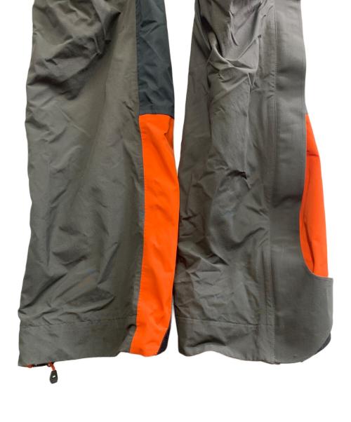 simms（シムスタイル）simms (シムスタイル) Megabass (メガバス) ゴアテックス ジャケット ビブセット ブラック×オレンジ サイズ:Ｓの古着・服飾アイテム