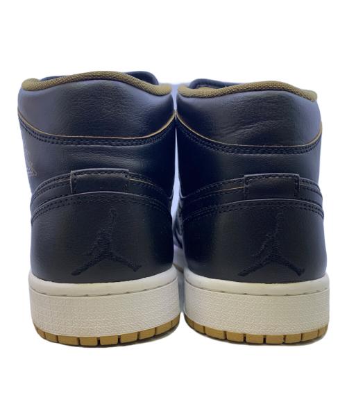 NIKE（ナイキ）NIKE (ナイキ) スニーカー ゴールド×ブラック サイズ:UK　8の古着・服飾アイテム