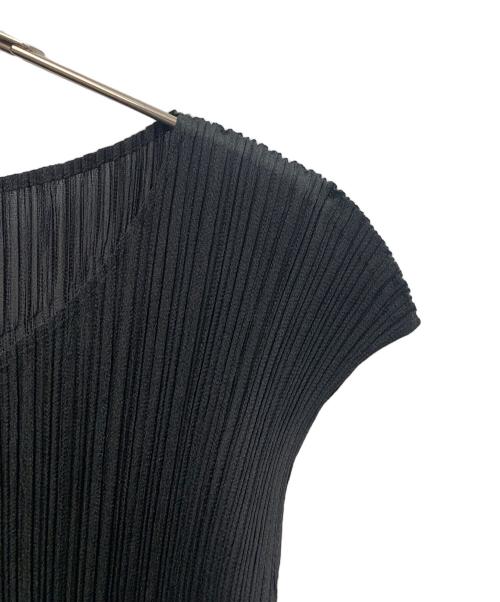 PLEATS PLEASE（プリーツプリーズ）PLEATS PLEASE (プリーツプリーズ) PLEATS PLEASE　	ブラック　ノースリーブプリーツブラウス ブラック サイズ:SIZE 3の古着・服飾アイテム