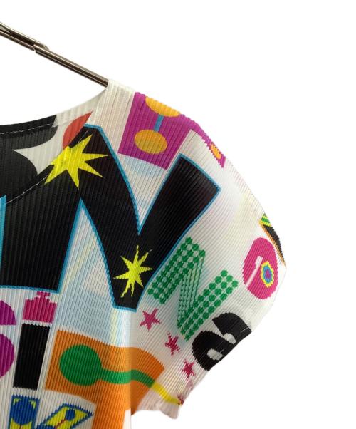 PLEATS PLEASE（プリーツプリーズ）PLEATS PLEASE (プリーツプリーズ) タイポグラフィプリントミスト　カットソー サイズ:SIZE 3の古着・服飾アイテム