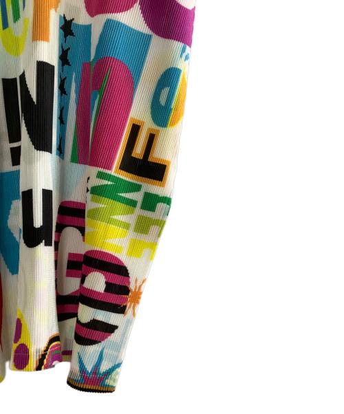 PLEATS PLEASE（プリーツプリーズ）PLEATS PLEASE (プリーツプリーズ) タイポグラフィプリントミスト　カットソー サイズ:SIZE 3の古着・服飾アイテム