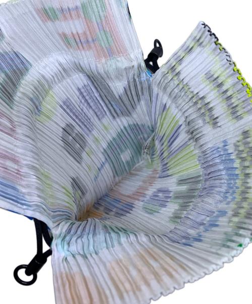 PLEATS PLEASE（プリーツプリーズ）PLEATS PLEASE (プリーツプリーズ) 巾着ポーチの古着・服飾アイテム