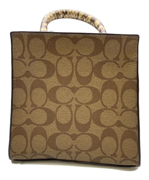 COACH（コーチ）COACH (コーチ) MINI PEPPER CROSSBODY ベージュ×ホワイトの古着・服飾アイテム