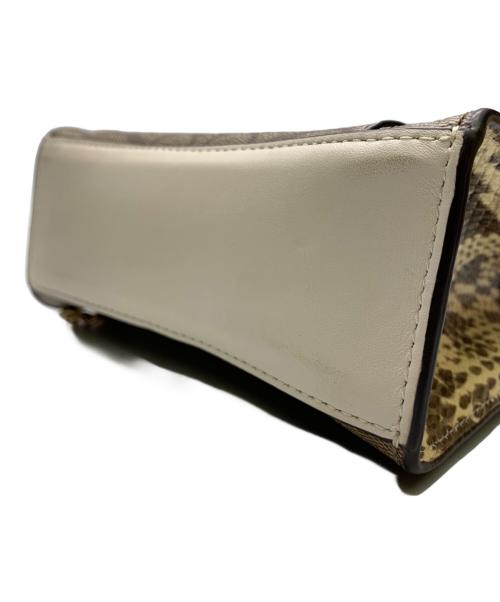 COACH（コーチ）COACH (コーチ) MINI PEPPER CROSSBODY ベージュ×ホワイトの古着・服飾アイテム