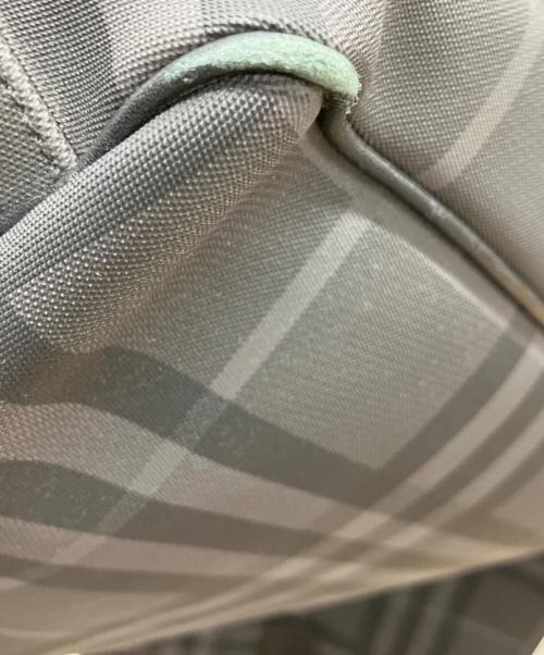 BURBERRY（バーバリー）BURBERRY (バーバリー) ショルダーバッグ グレー×ブラックの古着・服飾アイテム