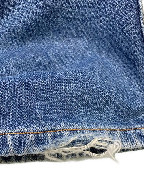 LEVI'S（リーバイス）LEVI'S (リーバイス) LEVI'S　デニムパンツ　501xx　00’s　ボタン裏553刻印 USA製 ボタンフライ サイズ:SIZE W30×L36の古着・服飾アイテム