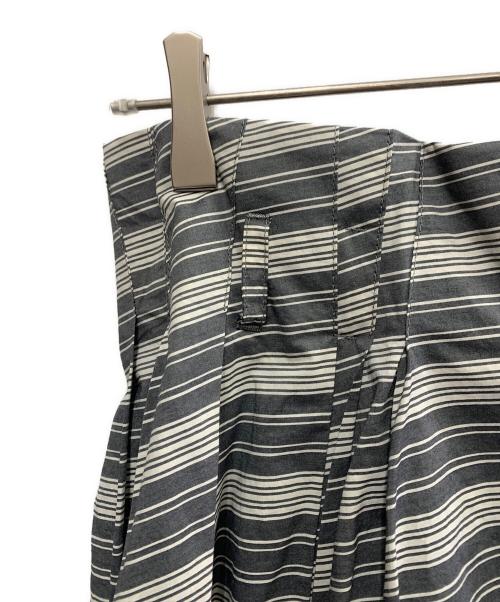 BRUNELLO CUCINELLI（ブルネロクチネリ）BRUNELLO CUCINELLI (ブルネロクチネリ) BRUNELLO CUCINELLI　ロングスカート グレー サイズ:Sの古着・服飾アイテム