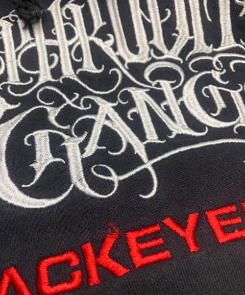 BlackEyePatch（ブラックアイパッチ）BlackEyePatch (ブラックアイパッチ) BlackEyePatch　APHRODITEGANG　プルオーバーパーカー ブラック サイズ:XLの古着・服飾アイテム