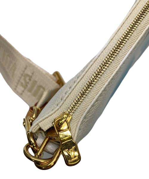 LOUIS VUITTON（ルイ ヴィトン）LOUIS VUITTON (ルイ ヴィトン) ジャイアント ミュルティ・ポシェット・アクセソワール ホワイト×スカイブルーの古着・服飾アイテム