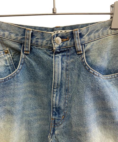 NVRFRGT（ネヴァーフォーゲット）NVRFRGT (ネヴァーフォーゲット) 3D Twisted Wide Leg Jeans サイズ:SIZE2の古着・服飾アイテム