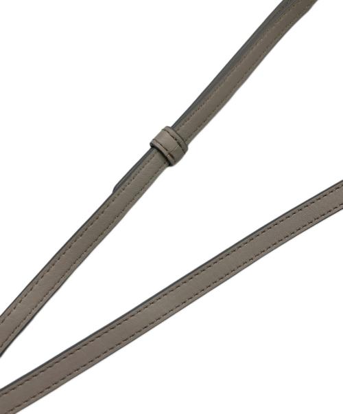 J&M DAVIDSON（ジェイ＆エム デヴィッドソン）J&M DAVIDSON (ジェイ＆エム デヴィッドソン) J&M DAVIDSON　フリンジショルダーバッグ グレーの古着・服飾アイテム