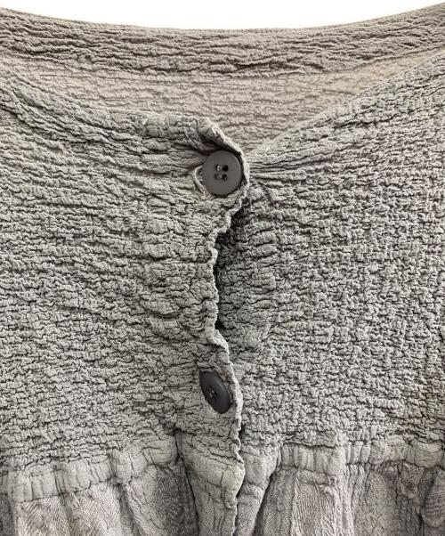 ISSEY MIYAKE me（イッセイ ミヤケ ミー）ISSEY MIYAKE me (イッセイ ミヤケ ミー) ISSEY MIYAKE ME　シワ加工ブラウス グレー サイズ:表記無しの古着・服飾アイテム