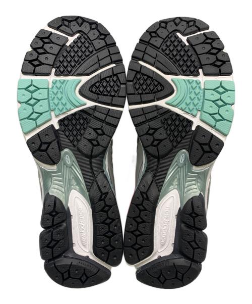 NEW BALANCE（ニューバランス）NEW BALANCE (ニューバランス) ATMOS (アトモス) NEW BALANCE×atmos　M2002RAT GREY 22SS-S グレー サイズ:28.5の古着・服飾アイテム