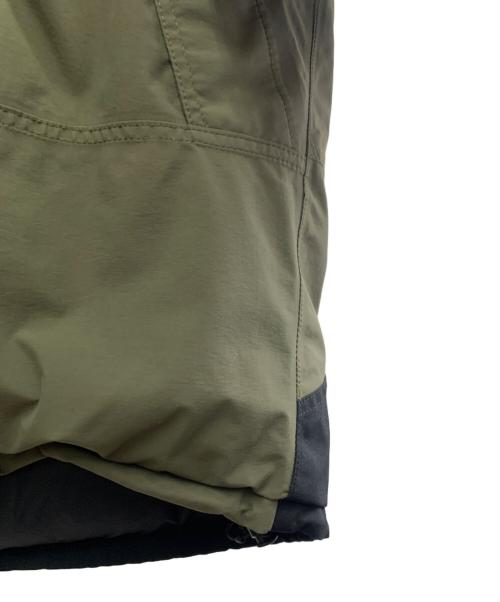 THE NORTH FACE（ザ ノース フェイス）THE NORTH FACE (ザ ノース フェイス) THE NORTH FACE マウンテンダウンジャケット カーキ×ブラック サイズ:Mの古着・服飾アイテム