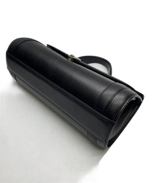 Burberry's（バーバリーズ）Burberry's (バーバリーズ) ドラムハンドバッグ ブラックの古着・服飾アイテム