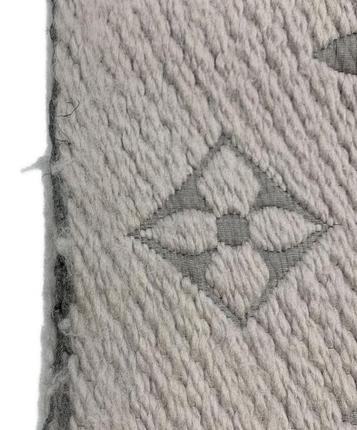 LOUIS VUITTON（ルイ ヴィトン）LOUIS VUITTON (ルイ ヴィトン) LOUIS VUITTON　モノグラム　エシャルプ ロゴマニア　マフラー グレーの古着・服飾アイテム