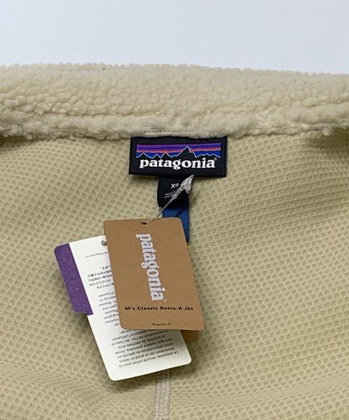 Patagonia（パタゴニア）Patagonia (パタゴニア) クラシックレトロXジャケット ネイビー×ベージュ サイズ:XS 未使用品の古着・服飾アイテム