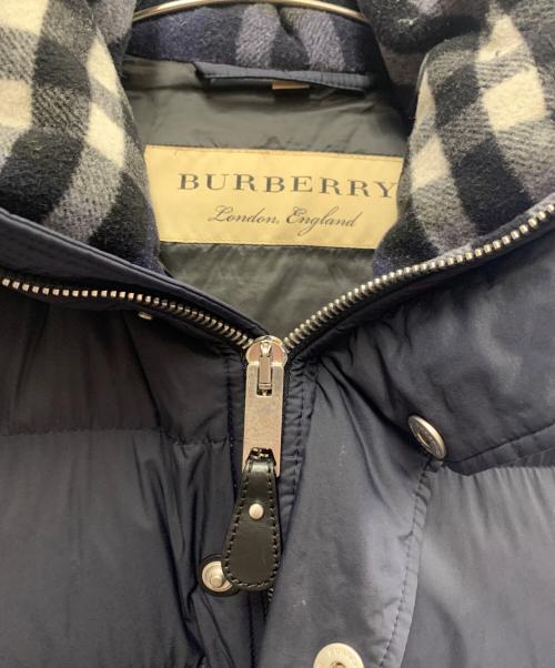 BURBERRY（バーバリー）BURBERRY (バーバリー) BURBERRY　2WAYダウンジャケット ネイビー サイズ:SIZE44の古着・服飾アイテム