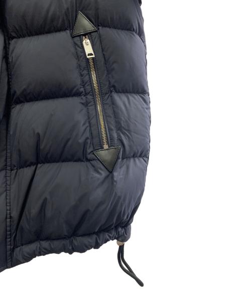 BURBERRY（バーバリー）BURBERRY (バーバリー) BURBERRY　2WAYダウンジャケット ネイビー サイズ:SIZE44の古着・服飾アイテム