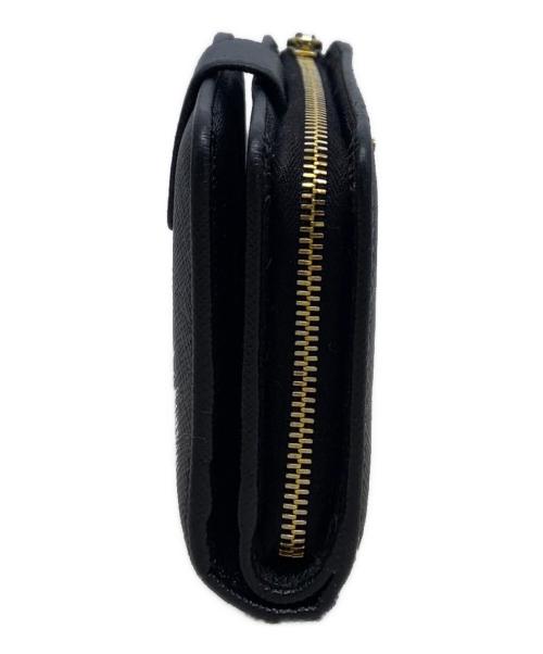 PRADA（プラダ）PRADA (プラダ) PRADA　サフィアーノ・トライアングル　2つ折り財布　の古着・服飾アイテム