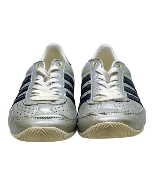 adidas（アディダス）adidas (アディダス) スニーカー シルバー サイズ:28.5㎝の古着・服飾アイテム