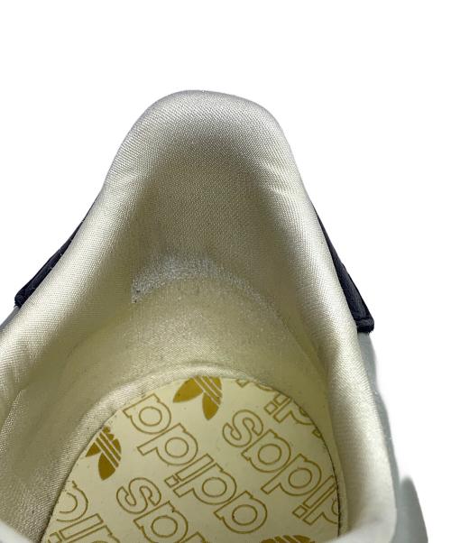 adidas（アディダス）adidas (アディダス) スニーカー シルバー サイズ:28.5㎝の古着・服飾アイテム