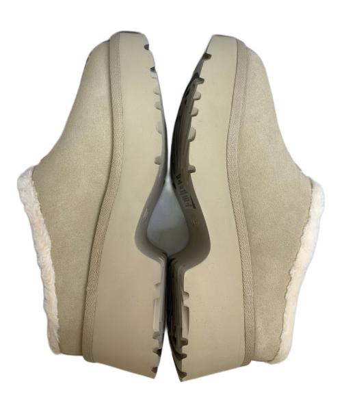 UGG（アグ）UGG (アグ) クロッグスリッポン/サンダル ベージュ サイズ:UK　7の古着・服飾アイテム