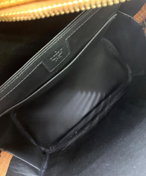 MCM（エムシーエム）MCM (エムシーエム) MCM Stark ヴイセトス スタッズリュック ブラウンの古着・服飾アイテム