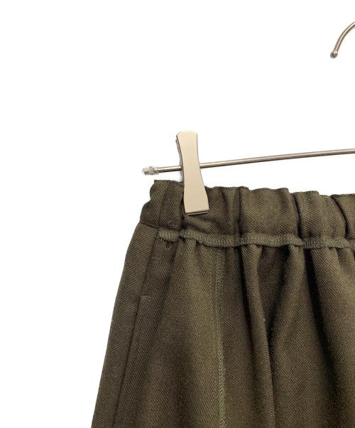 COMME des GARCONS（コムデギャルソン）COMME des GARCONS (コムデギャルソン) COMME des GARCONS　カーキ　ウールミディスカート カーキ サイズ:SIZE XSの古着・服飾アイテム