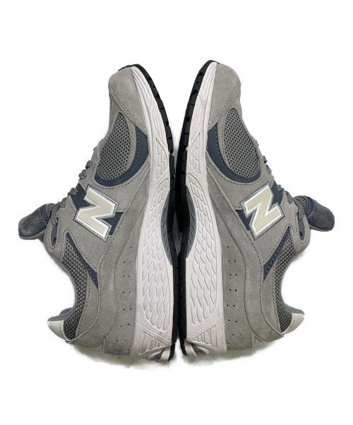 NEW BALANCE（ニューバランス）NEW BALANCE (ニューバランス) M2002RST GRAY グレー サイズ:UK 8.5の古着・服飾アイテム
