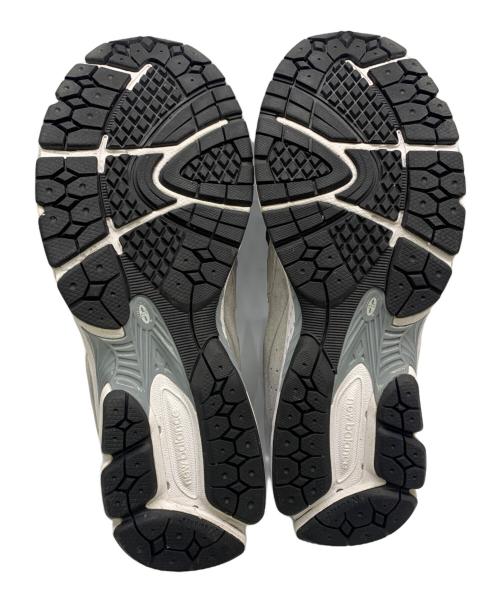 NEW BALANCE（ニューバランス）NEW BALANCE (ニューバランス) M2002RST GRAY グレー サイズ:UK 8.5の古着・服飾アイテム